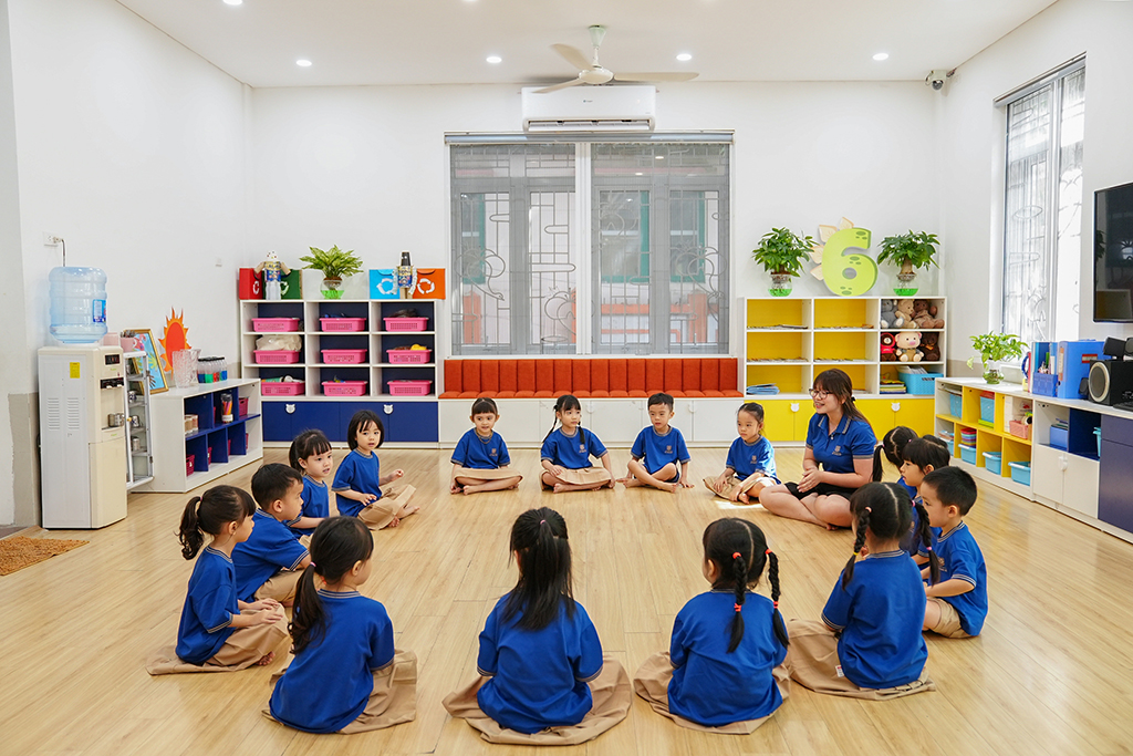 Chính sách ưu đãi đối với học sinh nhập học mới trong tháng 8-9/2023