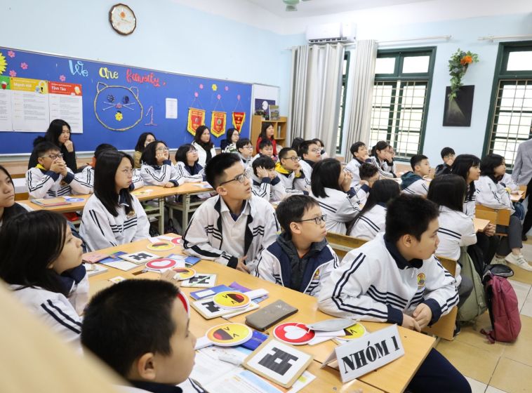 HỌC SINH LỚP 6 VỚI CHUYÊN ĐỀ  “SỬ DỤNG AN TOÀN THÔNG TIN TRÊN INTERNET”